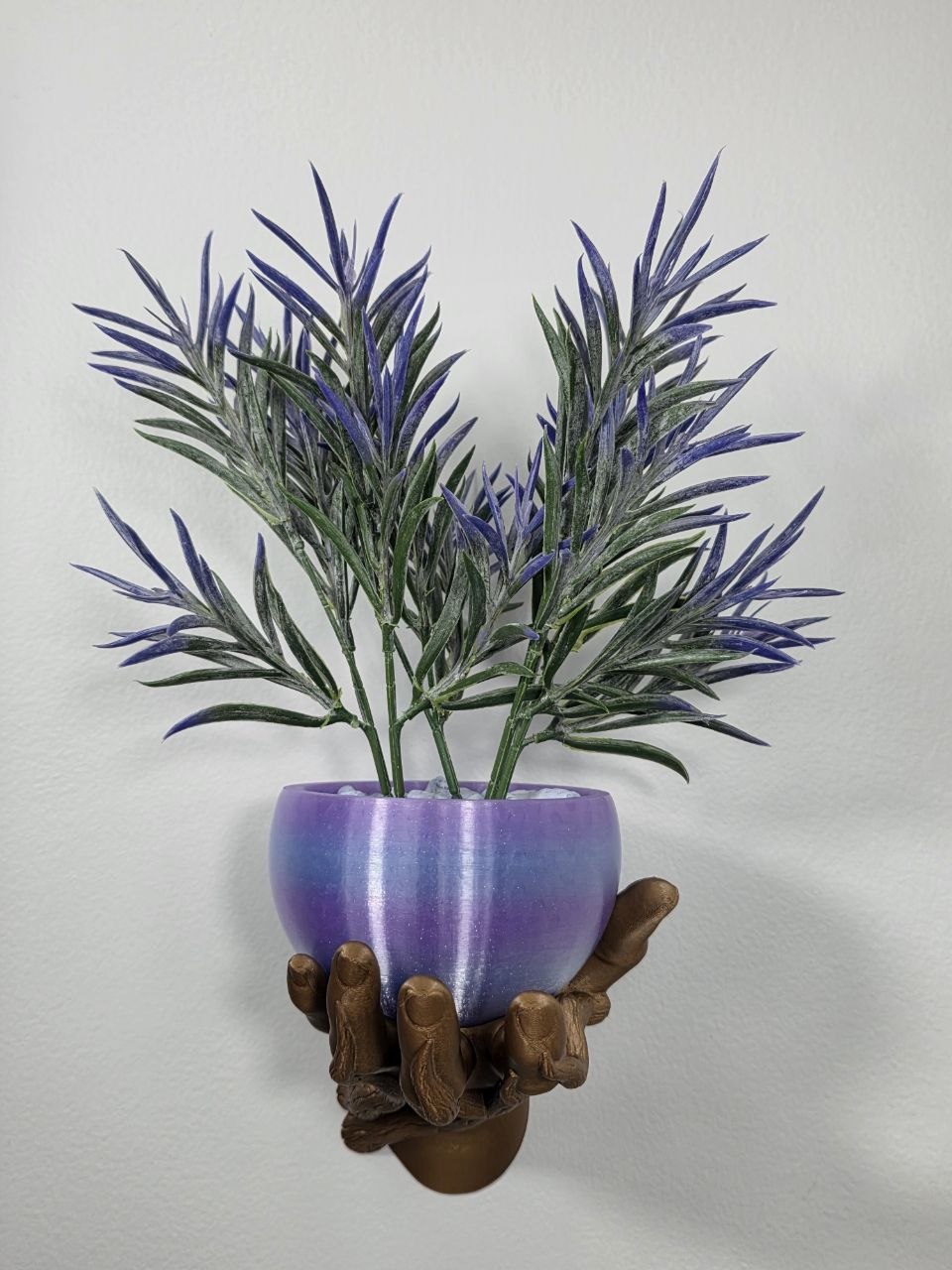 Wall Hand Flower Pot – Floating Art Planter 🖐️✨